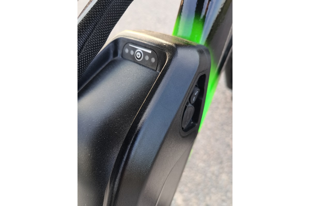 Сидение велосипеда снизу